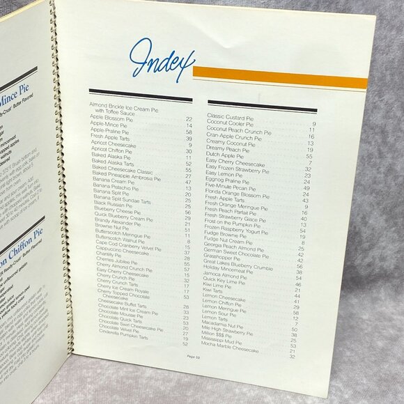 Classic American Pies Cookbook By Ready Crust 1984 - Picture 5 of 6